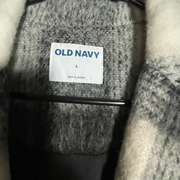 Old Navy Black and White Plaid Teddy Jacket - Picture 4 of 4